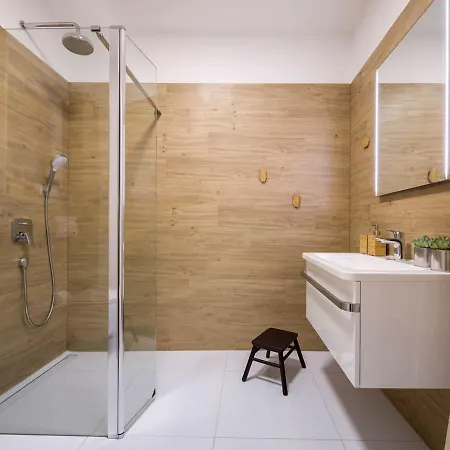 Sleeps 6 With Pool Air Con And Wifi Villa